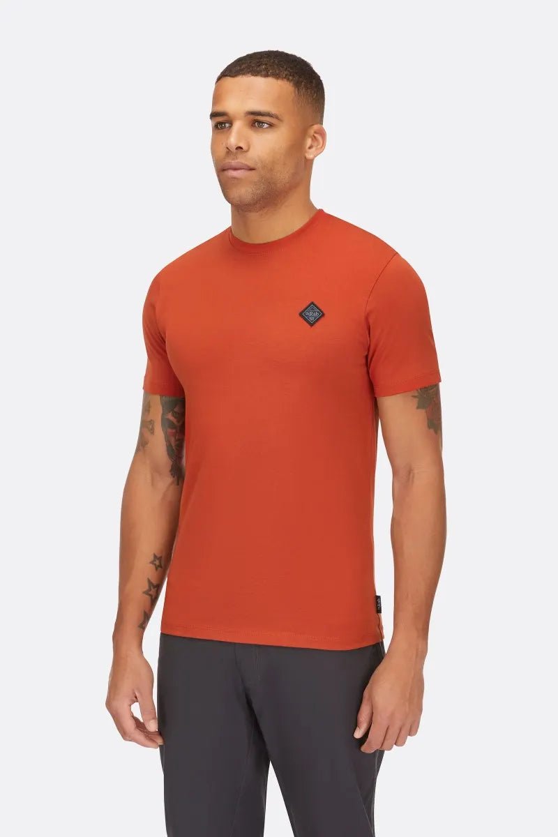 Rab Basecamp Logo Badge Tee - Camisetas Manga Corta