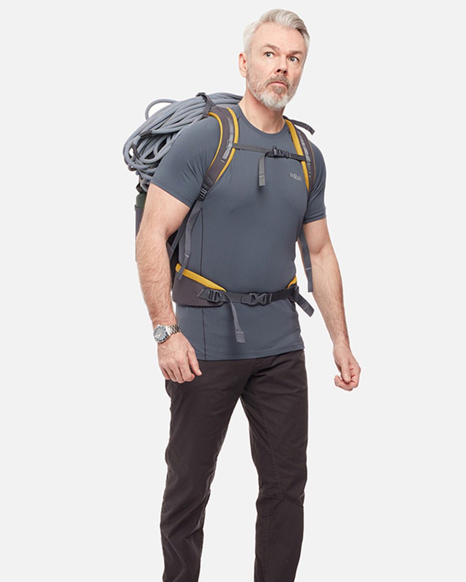 Rab Outcast 44L - Mochila de Escalada con Apertura Tipo Libro - Mochilas