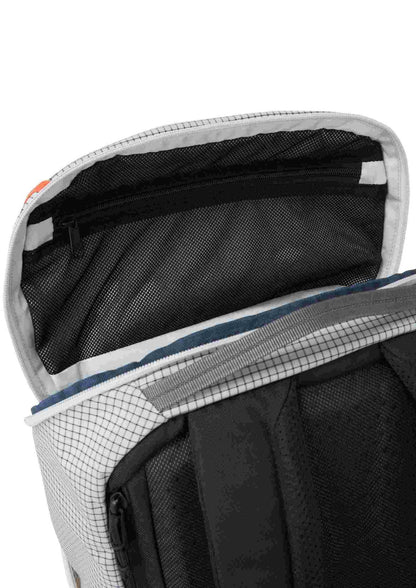 Adrift 24 - Mochilas