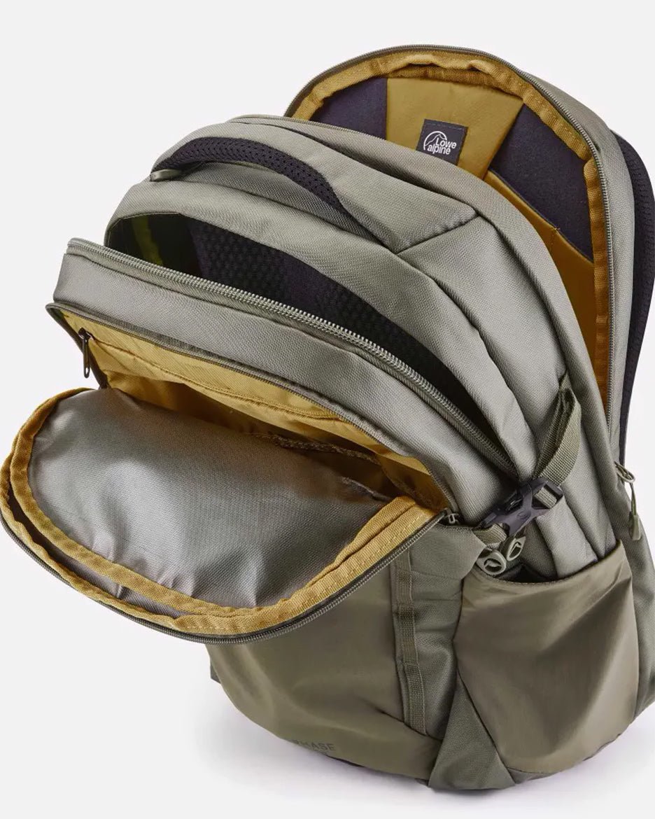 Lowe Alpine Phase - Mochila de Trabajo de 28, 30 o 32L con Hueco Forrado para Portátiles - Mochilas