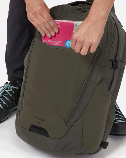 Lowe Alpine Phase - Mochila de Trabajo de 28, 30 o 32L con Hueco Forrado para Portátiles - Mochilas