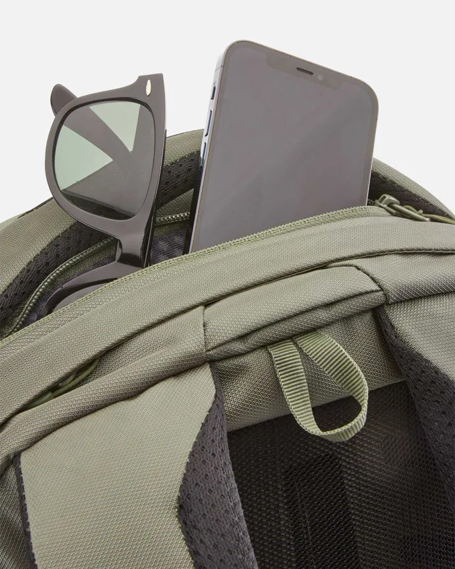 Lowe Alpine Phase - Mochila de Trabajo de 28, 30 o 32L con Hueco Forrado para Portátiles - Mochilas