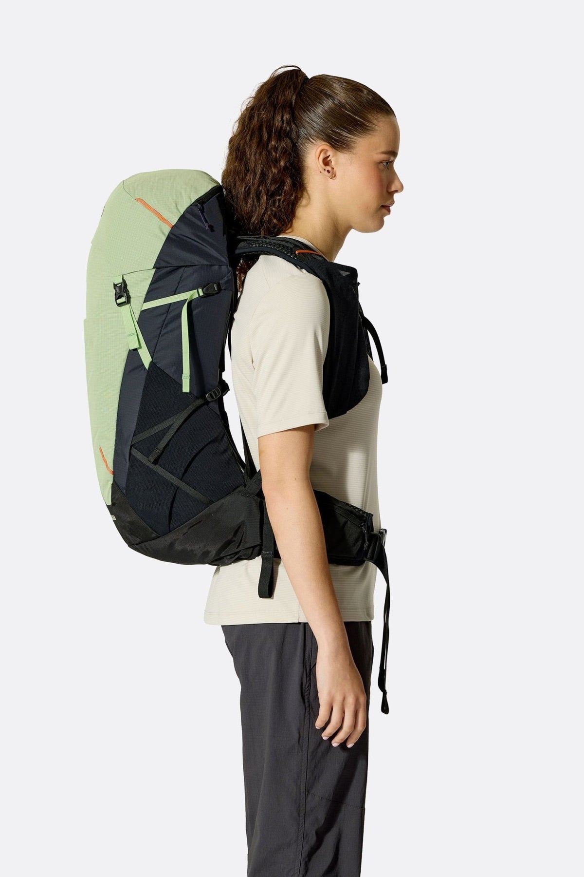 Rab Airox 28 ND | Mochila ventilada de mujer para senderismo y travesías ligeras - Mochilas