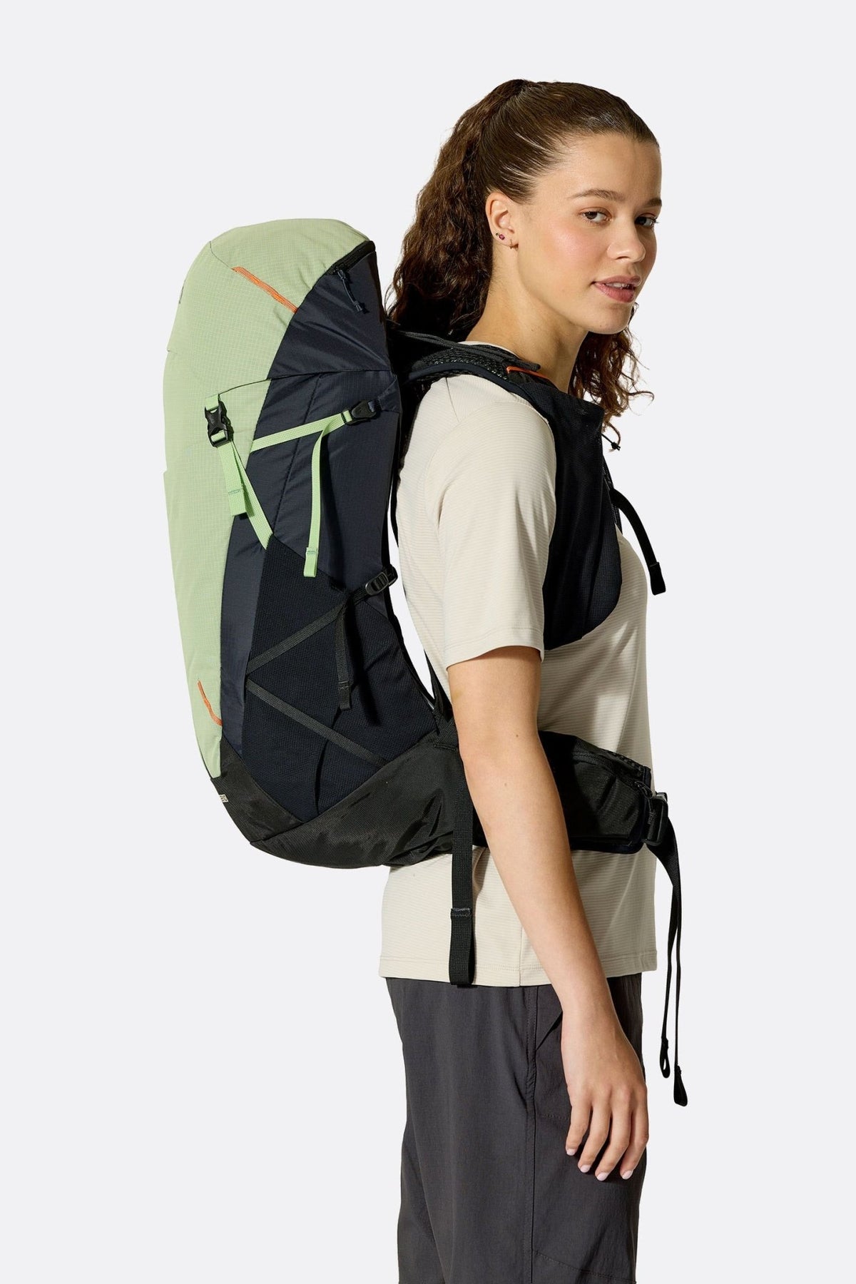 Rab Airox 28 ND | Mochila ventilada de mujer para senderismo y travesías ligeras - Mochilas