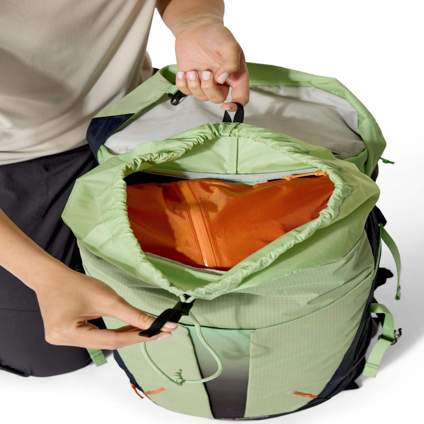 Rab Airox 28 ND | Mochila ventilada de mujer para senderismo y travesías ligeras - 