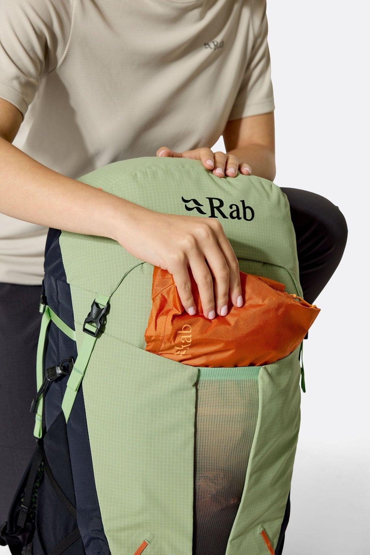 Rab Airox 28 ND | Mochila ventilada de mujer para senderismo y travesías ligeras - Mochilas