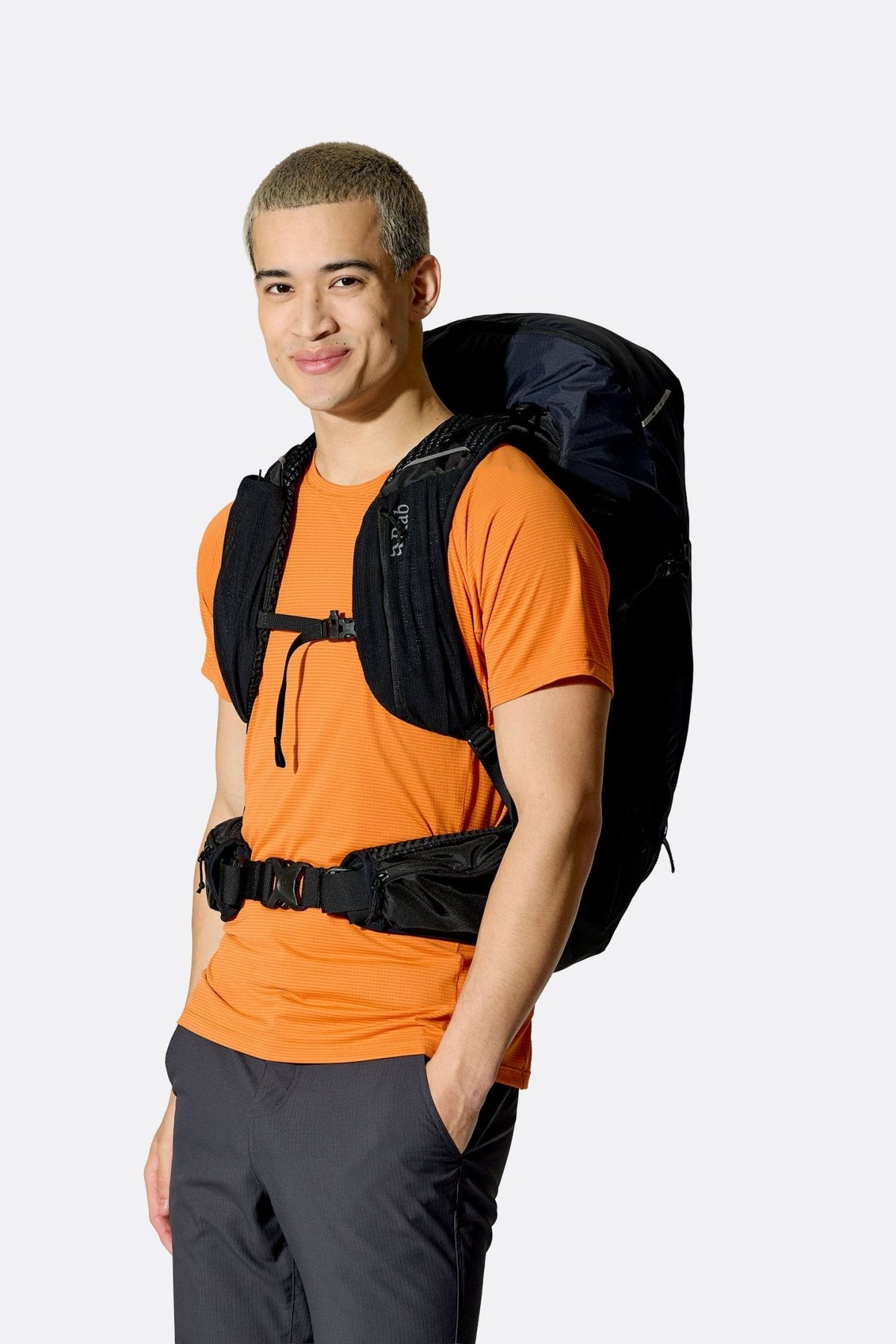 Rab Airox 36 | Mochila ventilada de montaña para travesías y trekking - Mochilas