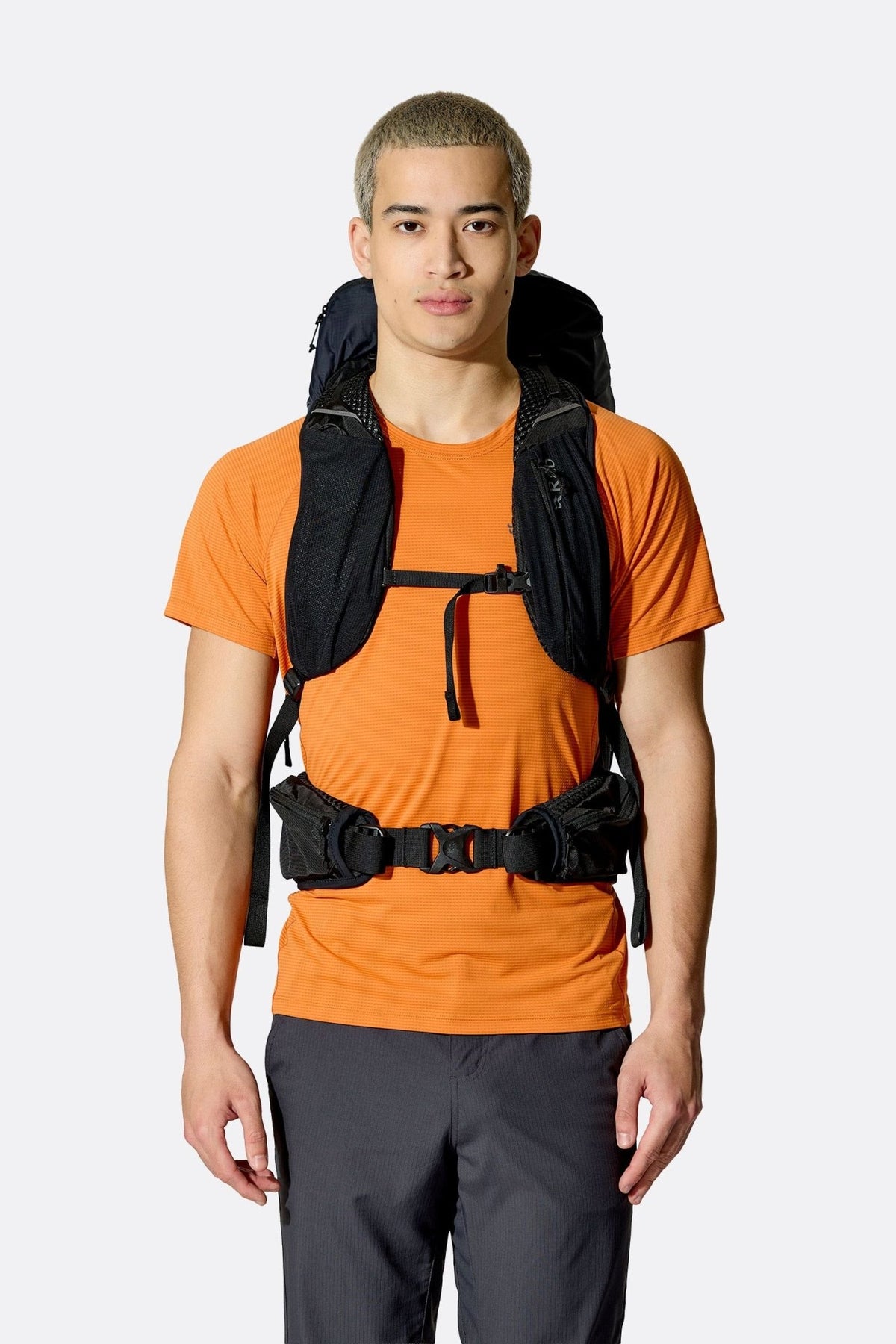 Rab Airox 36 | Mochila ventilada de montaña para travesías y trekking - Mochilas