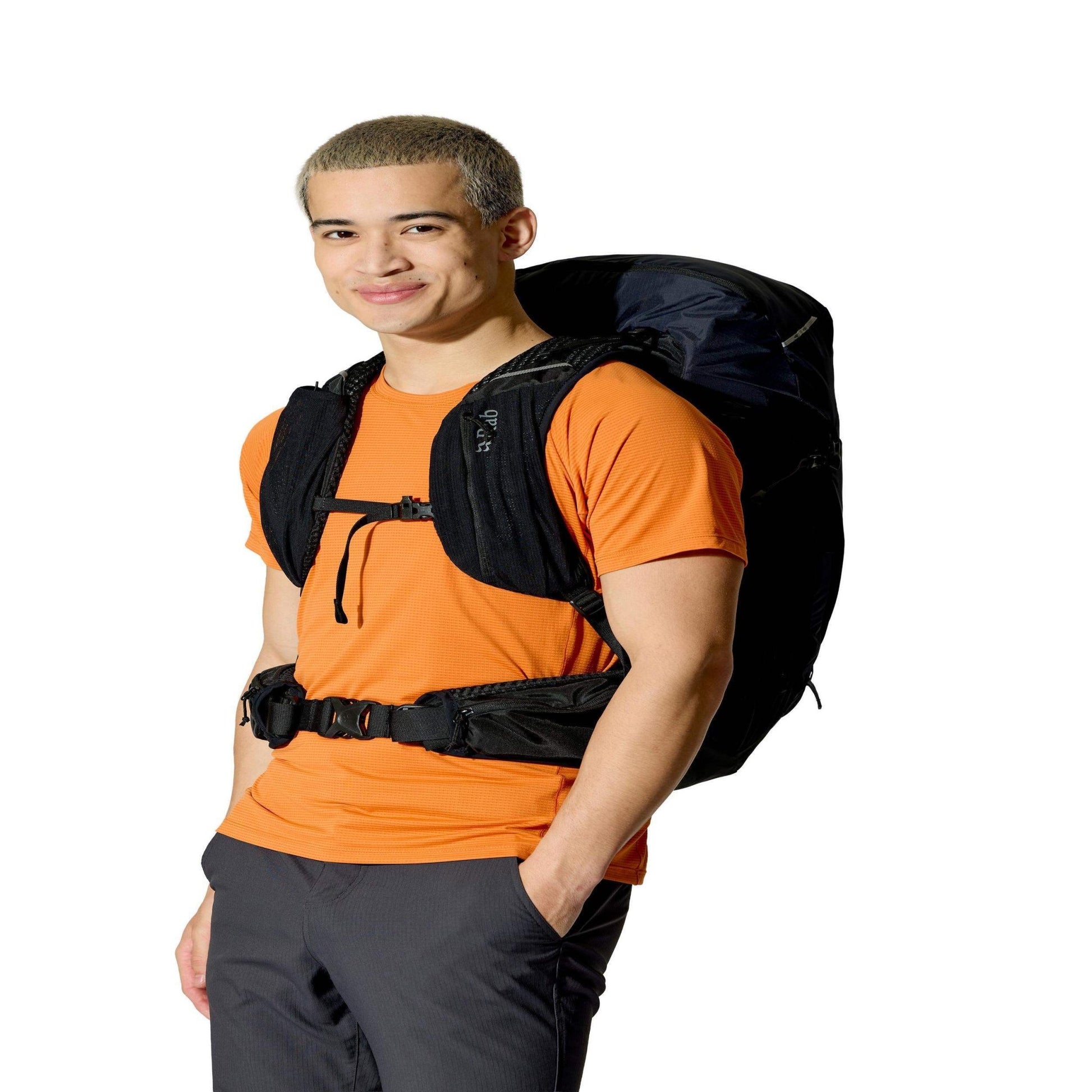 Rab Airox 36 | Mochila ventilada de montaña para travesías y trekking - 