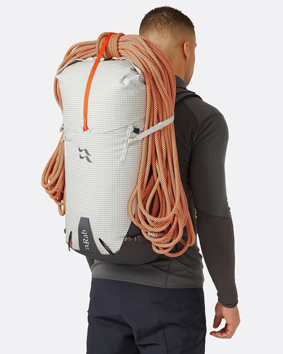 Rab Latok - Mochila de Alpinismo de 20, 28 o 38L - Mochilas