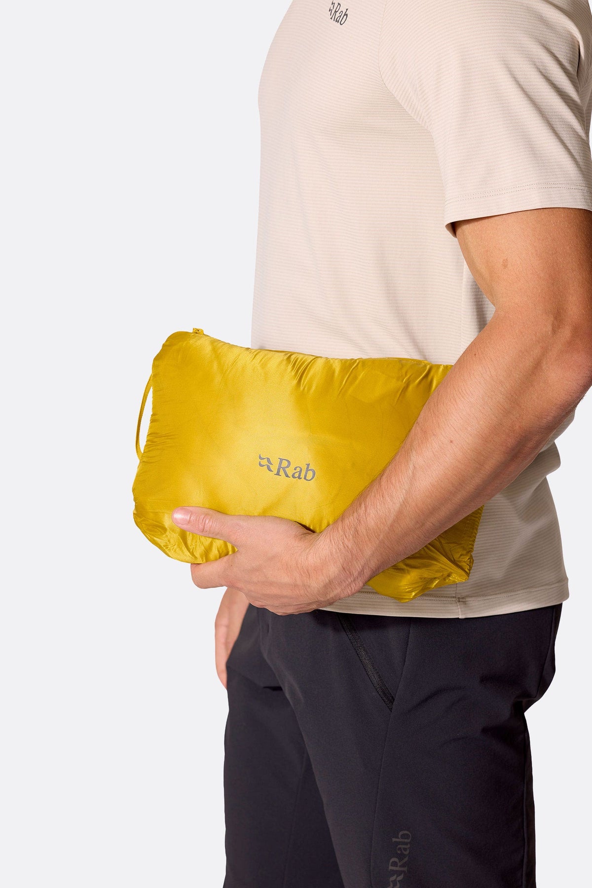 Rab Microlight X Hoody Dark Pollen – bolsillo autoguardable